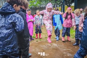 5f93b526-8ab1-4094-b91d-57cd8a2b39e9 (002)